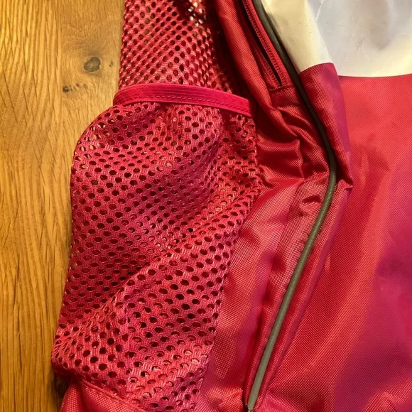 Athletico hot pink drawstring bag with mesh pockets backpack - Picture 4 of 7